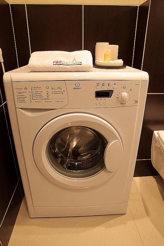 P&O Serviced Apartments Gdanski Station Warsawa Bagian luar foto