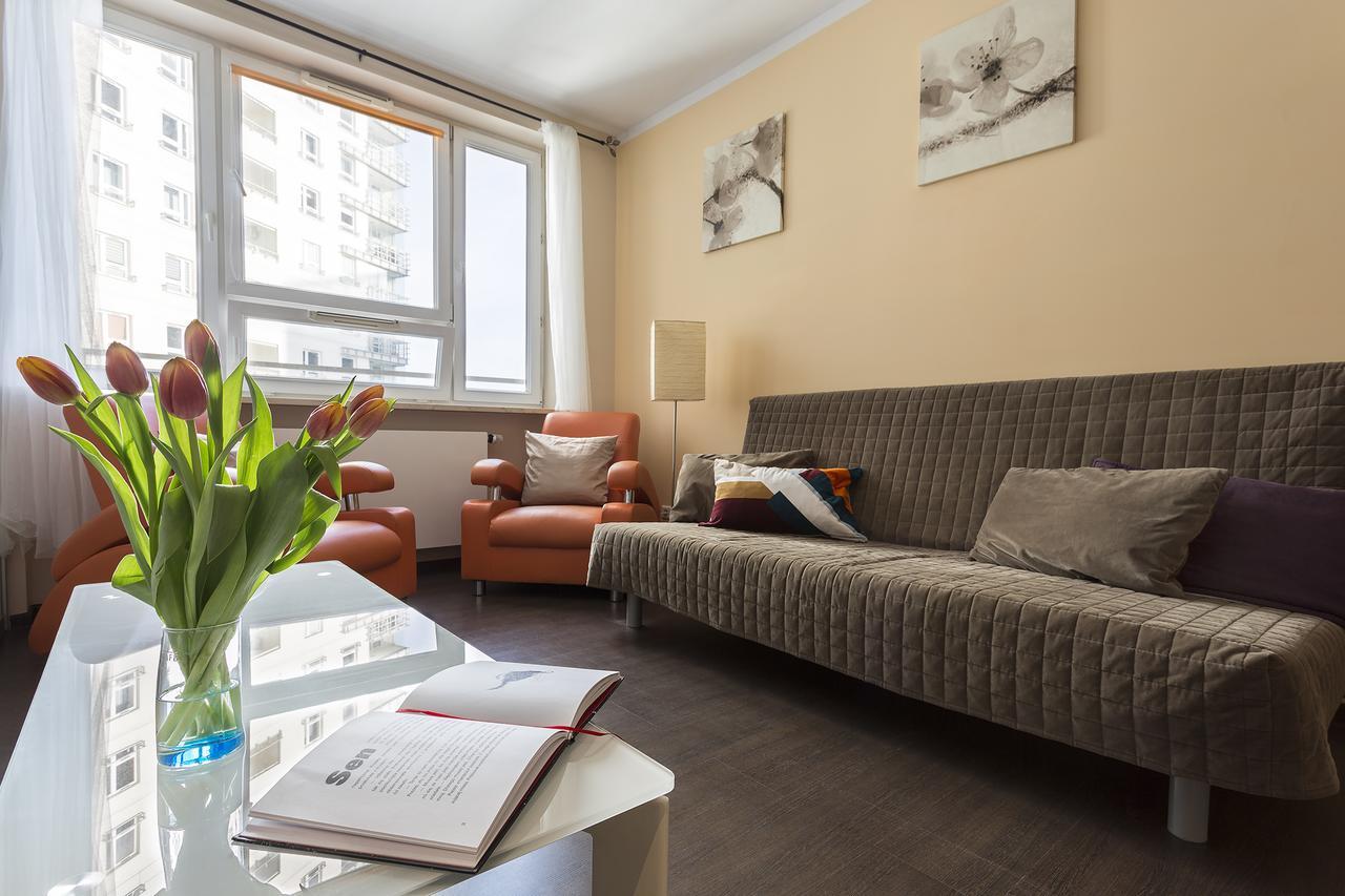 P&O Serviced Apartments Gdanski Station Warsawa Bagian luar foto