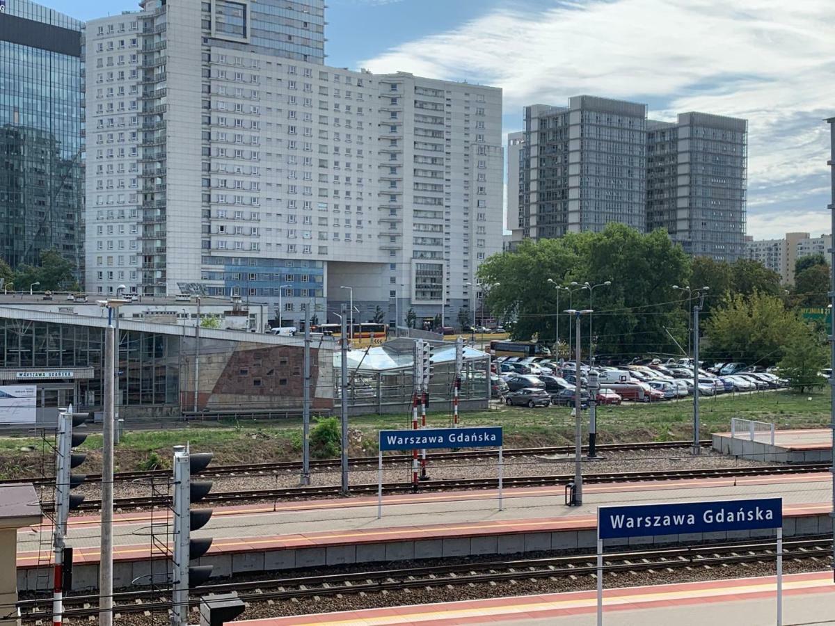 P&O Serviced Apartments Gdanski Station Warsawa Bagian luar foto